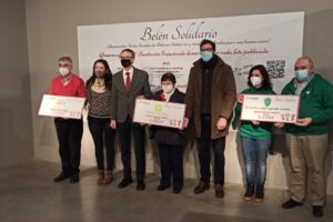 Fundación Cajacírculo entrega los 15.000 euros de su campaña navideña Belén Solidario