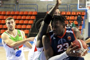 Dos equipos de baloncesto hacen historia en Burgos
