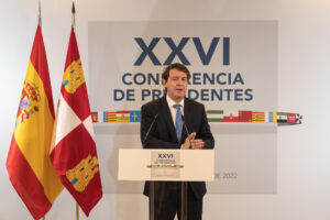 Fernández Mañueco urge al Gobierno de España un plan de choque con ayudas y bajada de impuestos