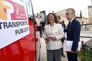 La Junta afianza su compromiso con la movilidad pública en el medio rural ampliando el bono gratuito de transporte a la demanda a 404 localidades de la provincia de Burgos
