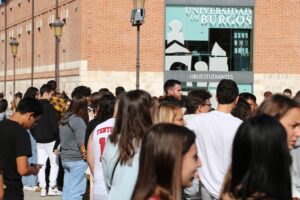 La Universidad de Burgos inicia el curso 2022-2023 con 2.677 nuevos alumnos de grado y máster y normalidad postpandémica