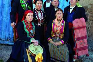 El grupo ‘Cantollano’ repasa sus 25 años de folclore tradicional