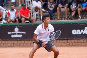 Nicolás Álvarez logra el primer lugar en el torneo de tenis Banana Bowll en Brasil