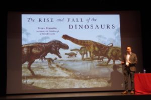 Arrancan las Jornadas Internacionales sobre Dinosaurios en Salas de los Infantes