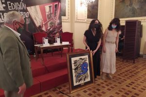 Pilar Fraile recoge el Premio de la Crítica de Castilla y León por Días de Euforia reinvicando el protagonismo de la mujer en la literatura