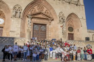 La Fundación VIII Centenario de la Catedral. Burgos 2021 reconoce a más de 200 niños su colaboración en la efeméride