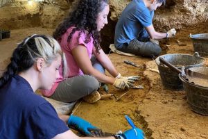 Los neandertales de Prado Vargas reciclaban sus herramientas de forma habitual hace 46.000 años