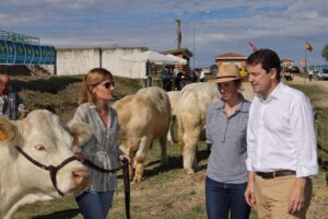 Fernández Mañueco defiende al sector cárnico por ser esencial para el desarrollo del medio rural