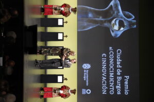 La Universidad Isabel I recibe el Premio al Conocimiento e Innovación de la Ciudad de Burgos